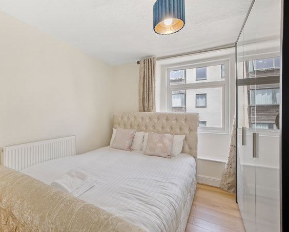 Holiday Apartment Plymouth | Apartments Plymouth | Air bnb Plymouth | Evergreen Aprtments Plymouth